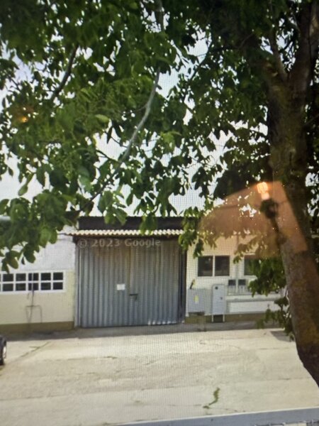 Ialomita, proprietate cu spatii productie, depozitare, platforma betonata